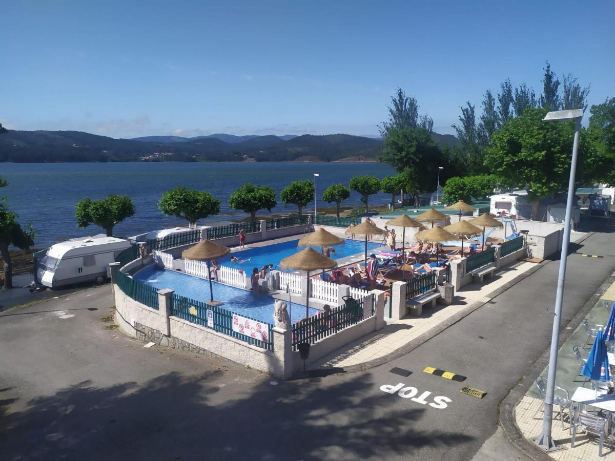 Apartamentos Turisticos Vilagarcia- Rio Ulla Vilagarcia de Arousa Ngoại thất bức ảnh