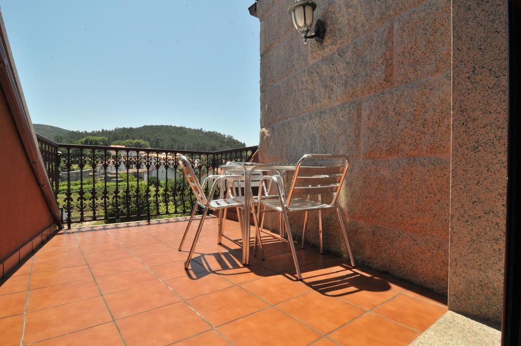 Apartamentos Turisticos Vilagarcia- Rio Ulla Vilagarcia de Arousa Phòng bức ảnh