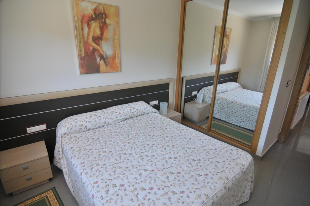 Apartamentos Turisticos Vilagarcia- Rio Ulla Vilagarcia de Arousa Phòng bức ảnh
