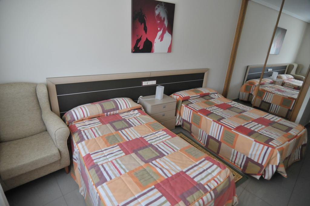 Apartamentos Turisticos Vilagarcia- Rio Ulla Vilagarcia de Arousa Phòng bức ảnh
